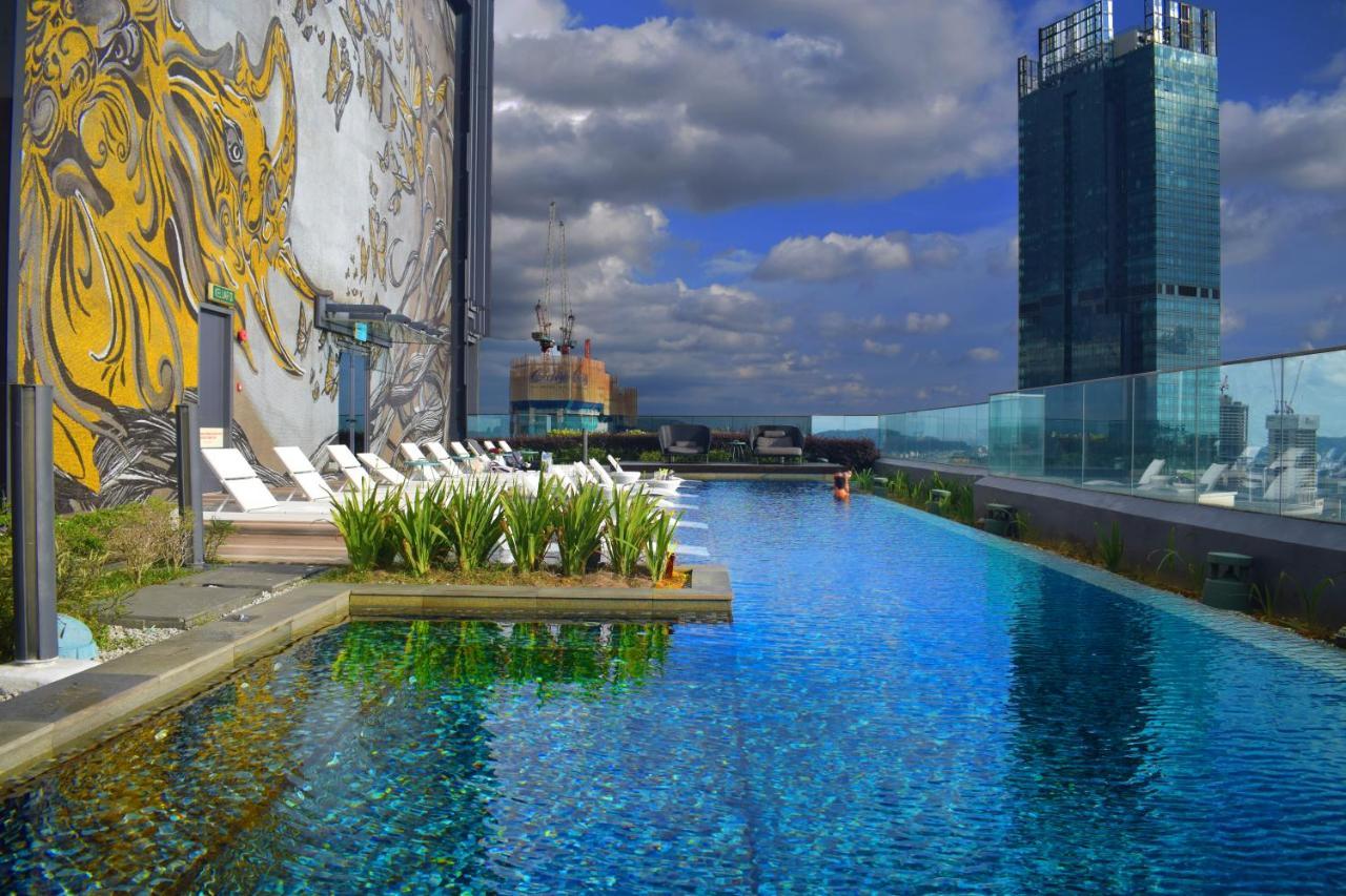 Star Holiday Sky Pool Klcc กัวลาลัมเปอร์ ภายนอก รูปภาพ
