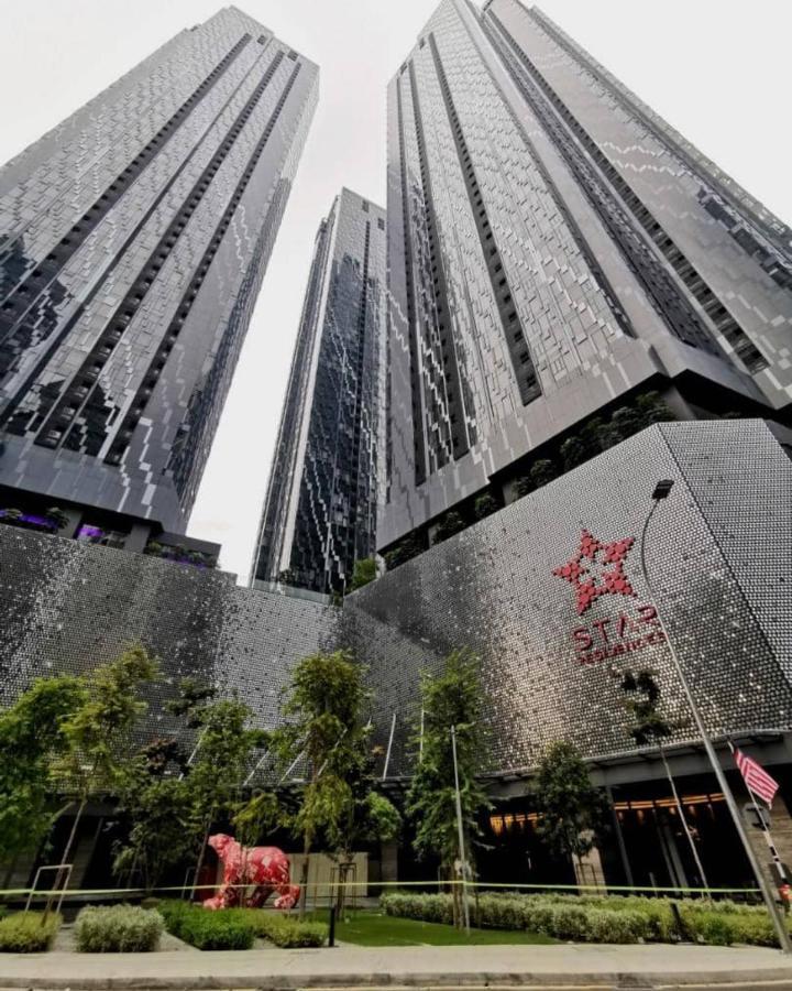 Star Holiday Sky Pool Klcc กัวลาลัมเปอร์ ภายนอก รูปภาพ