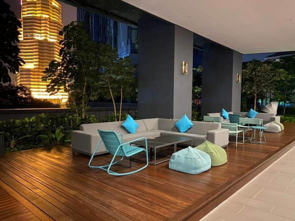 Star Holiday Sky Pool Klcc กัวลาลัมเปอร์ ภายนอก รูปภาพ