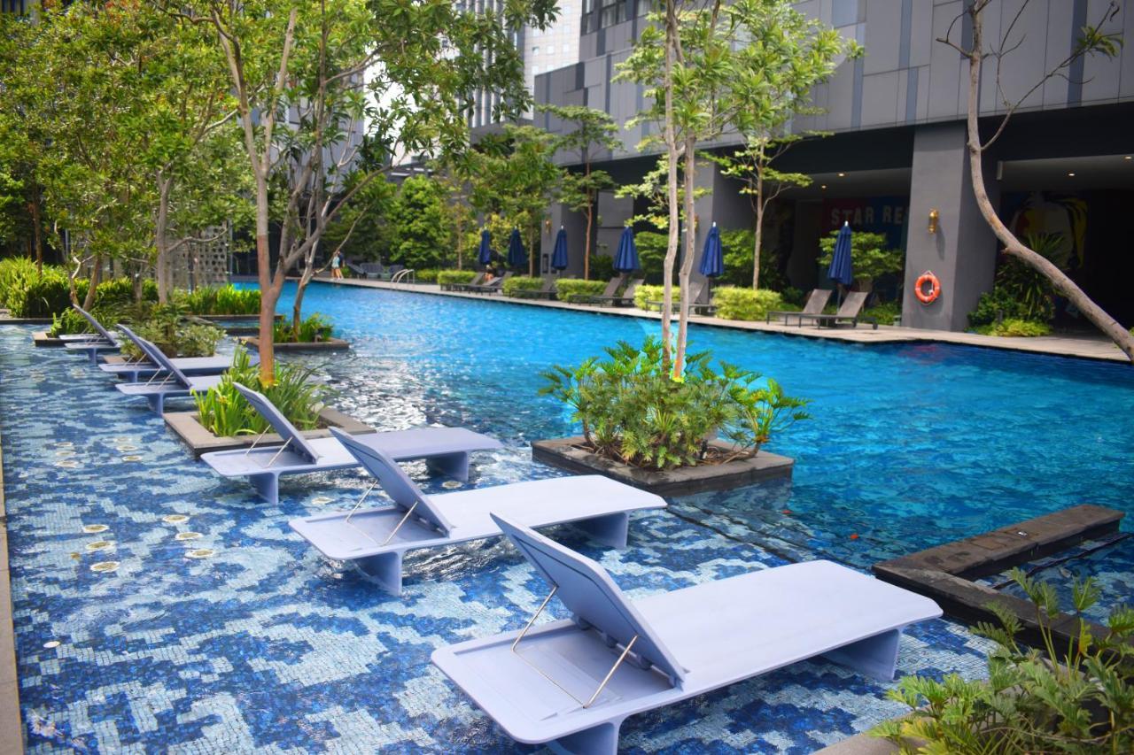 Star Holiday Sky Pool Klcc กัวลาลัมเปอร์ ภายนอก รูปภาพ