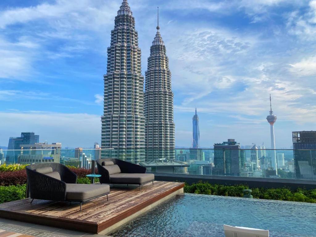Star Holiday Sky Pool Klcc กัวลาลัมเปอร์ ภายนอก รูปภาพ