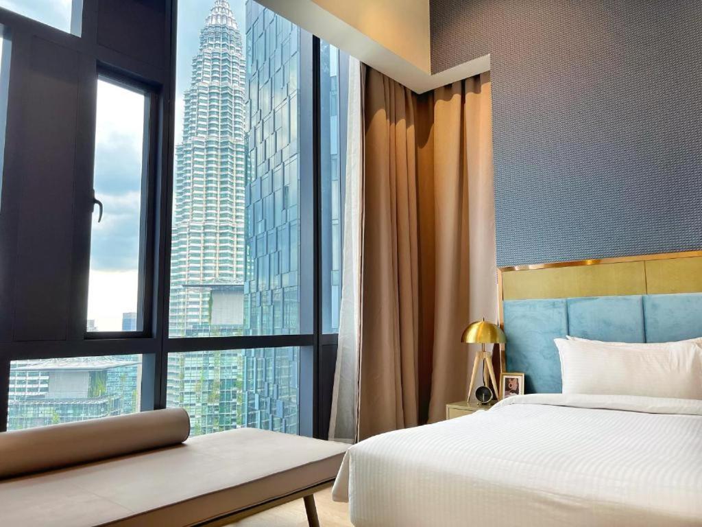 Star Holiday Sky Pool Klcc กัวลาลัมเปอร์ ภายนอก รูปภาพ