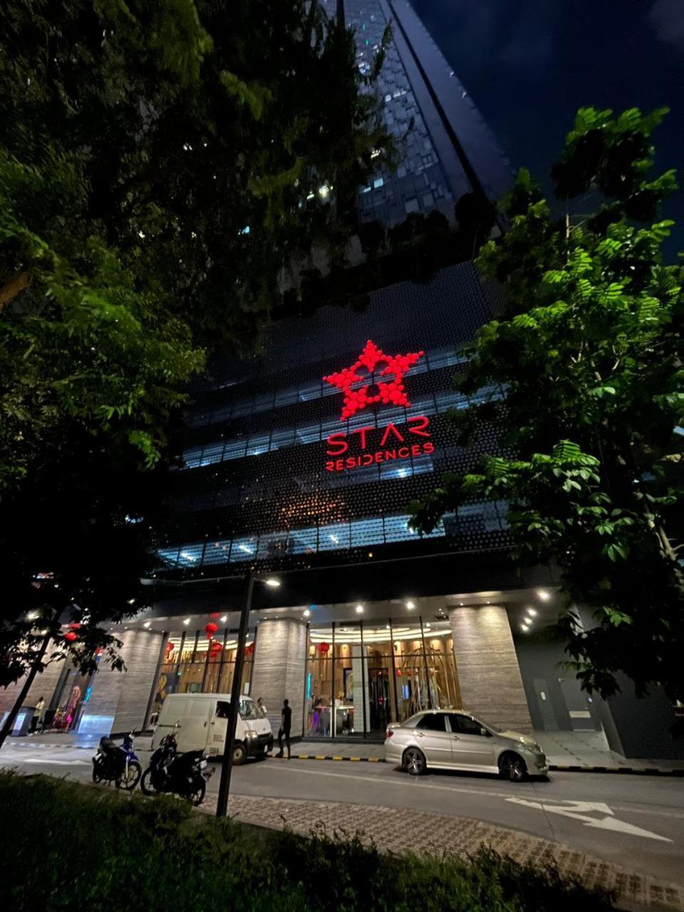 Star Holiday Sky Pool Klcc กัวลาลัมเปอร์ ภายนอก รูปภาพ